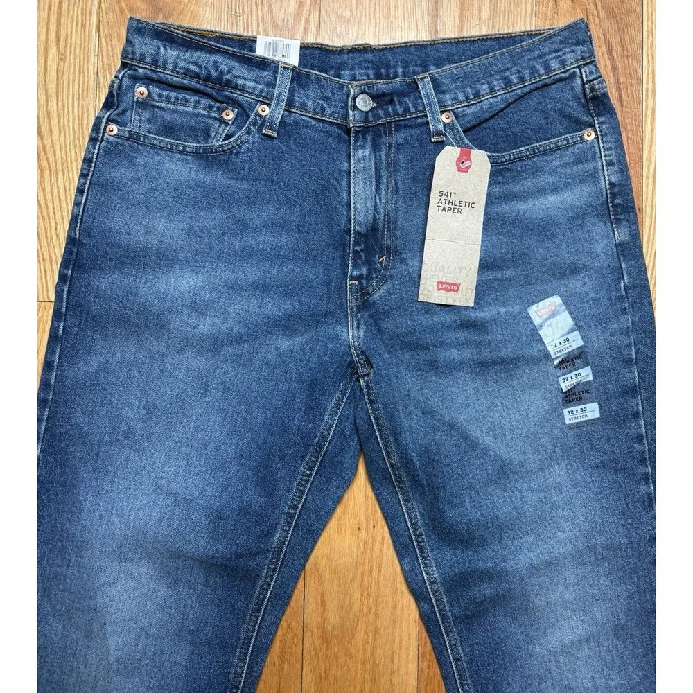 Levis 541 Athletic Taper Fit Stretch Jeans Men's Sizes 32x30 Blue NWT
